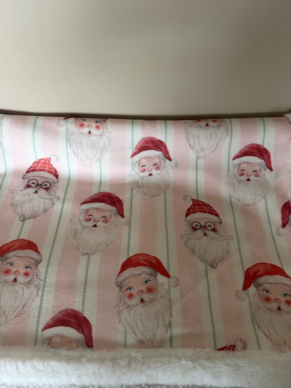 Martha Stewart Holiday Christmas Santa 🧑🎄 Throw Blanket Pink & Red NEW!